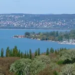 Schoenes Holzhaus In By Interhome Balatonfőkajár