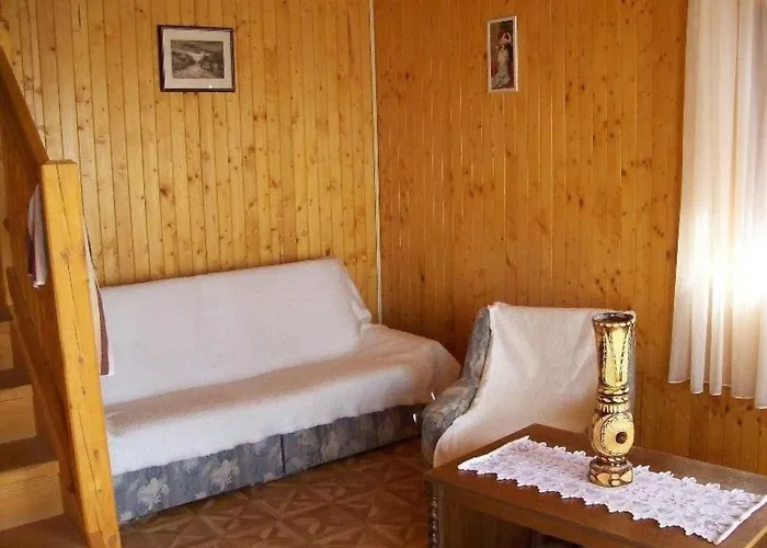 Schoenes Holzhaus In By Interhome Balatonfokajar