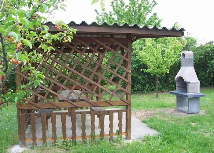 Schoenes Holzhaus In By Interhome Feriehus *