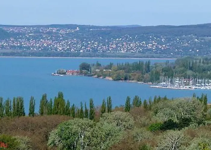 Schoenes Holzhaus In By Interhome Balatonfőkajár