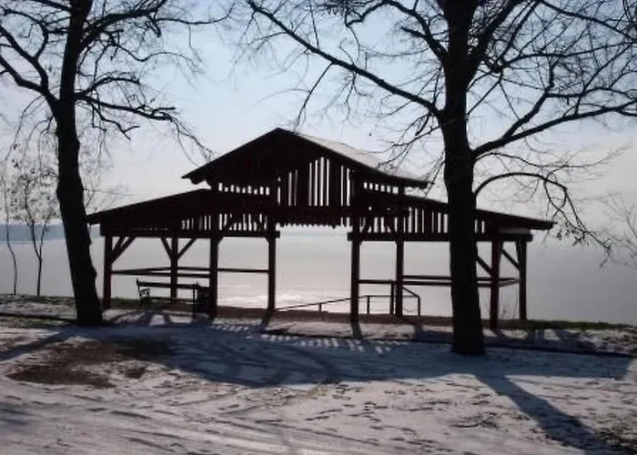 Schoenes Holzhaus In By Interhome